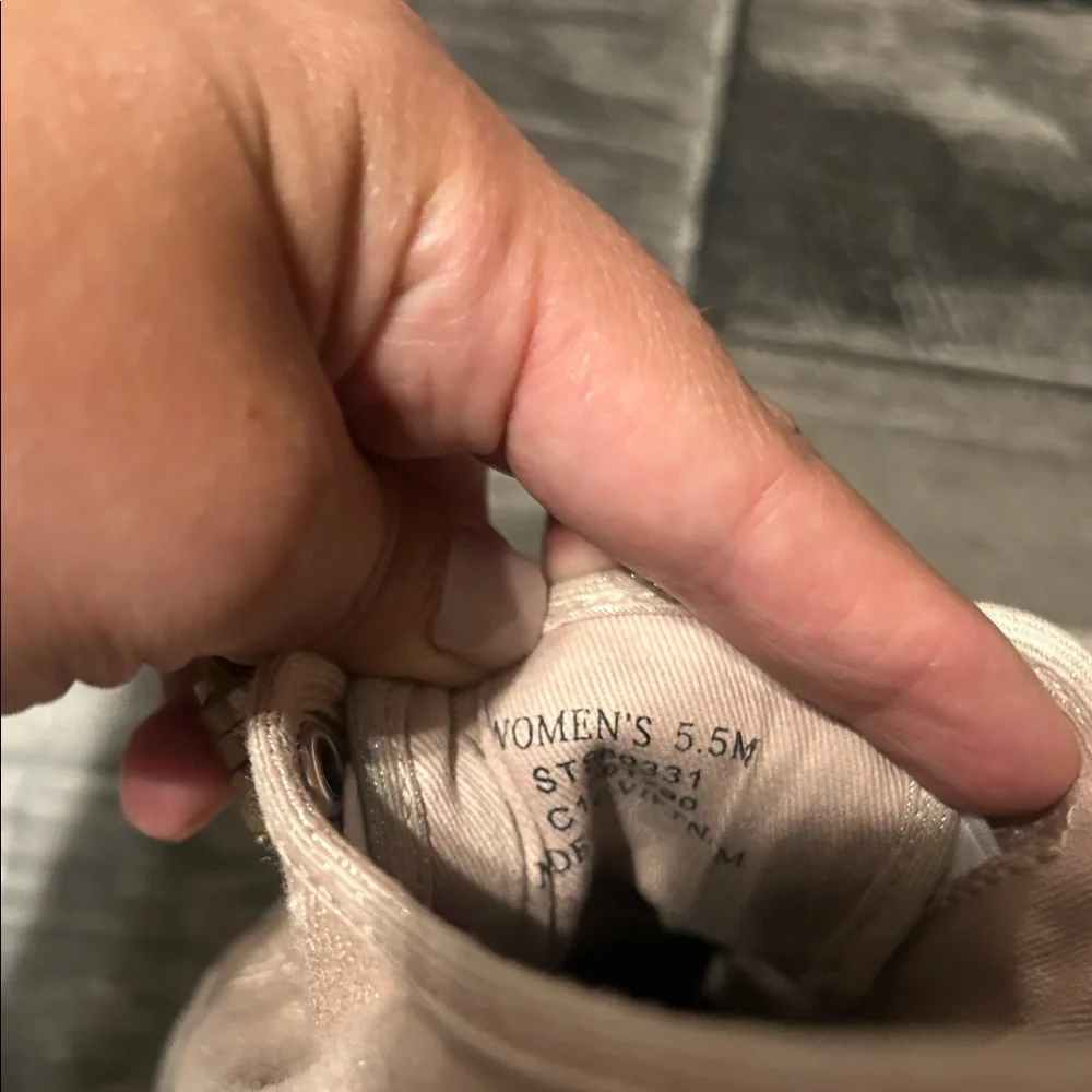 Sperry Blush Canvas Sneakers with Unique Laces - Picture 4 of 5